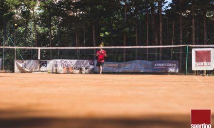 Tennis, anche dopo i 50 anni è lo sport che fa bene al fisico e all’umore